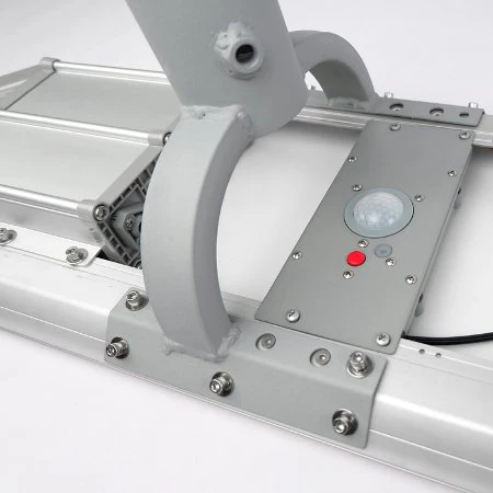 Lampione Energia Solare Pannello Fotovoltaico Integrato 4000 Lumen - Image 4